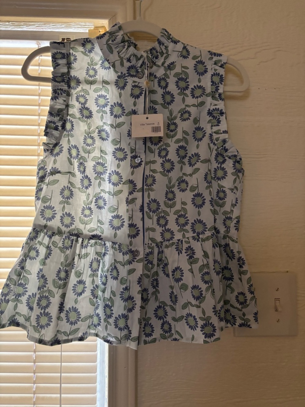Entro Ruffle Peplum Top - Picture 2 of 6